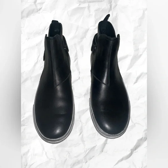 Prada Men's Black Leather Chelsea Boots - Picture 2 of 13